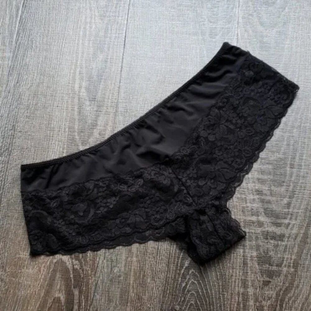 Flora Nikrooz "Cheekster" lace Brief Panty